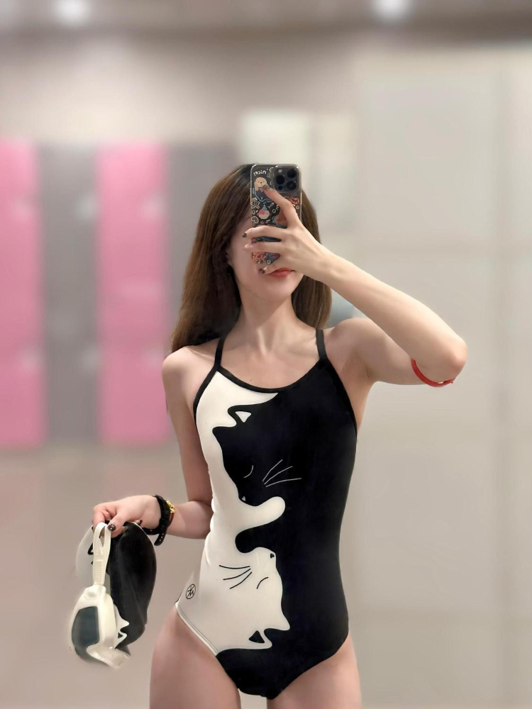 Black White Kitten Print Women - огляд і ціна Bath